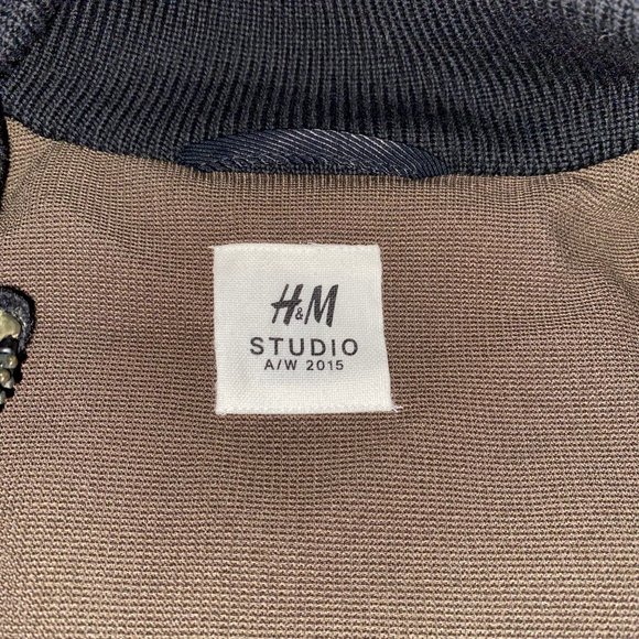 H&M Studio Fall 2015 AW15 Khaki Olive Green Quilted Bomber Jacket Size 4 - Picture 4 of 16